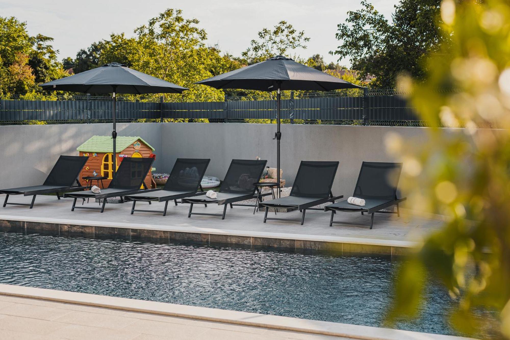 Villa Carpe Diem Cepljani Ngoại thất bức ảnh